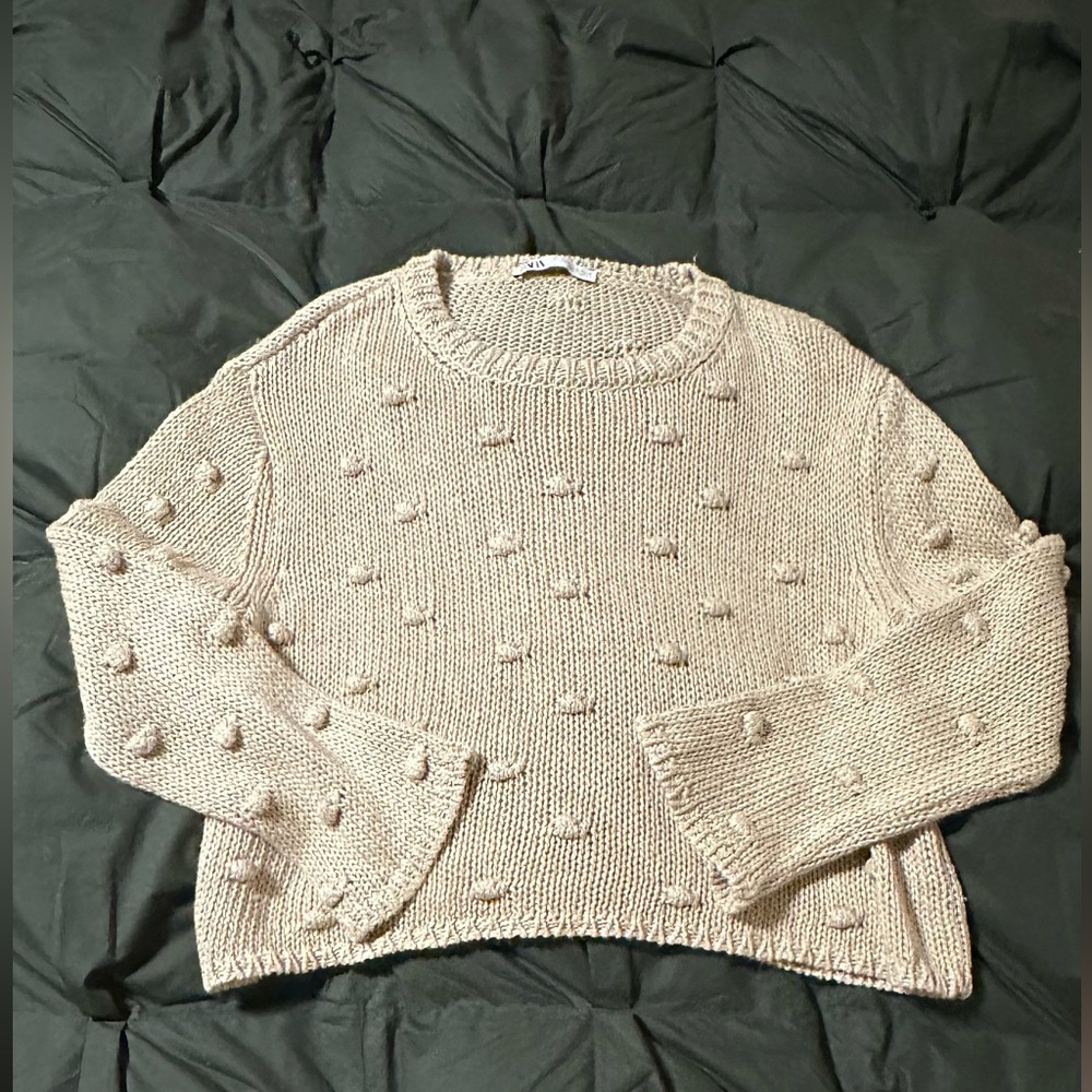 Zara Women's Cream Sweater with Textured Design - Picture 1 of 4